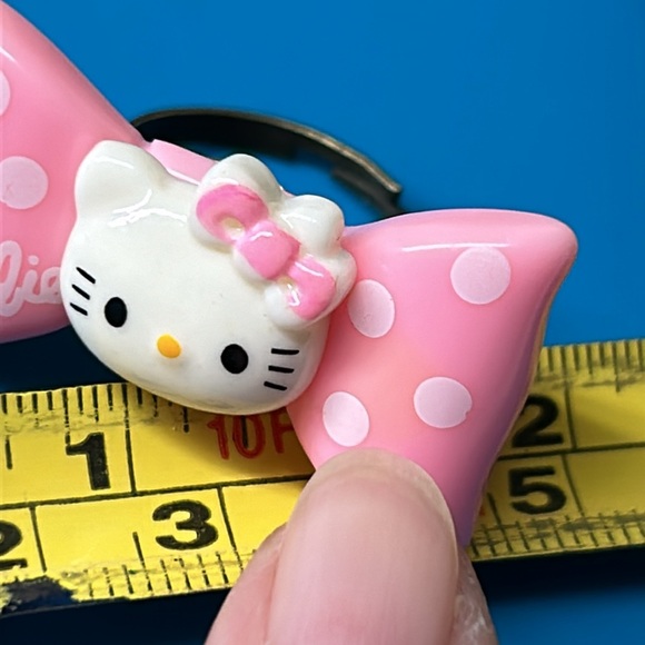 🖤New💕Barbie x Hello Kitty handcrafted ring - Picture 10 of 10
